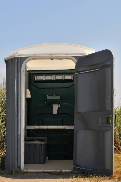 Best Portable toilet rental cost  in Hermantown, MN